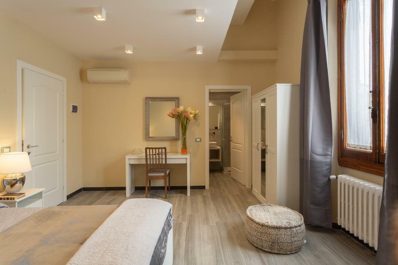 Le Stanze Di Carla! Bagno Privato, Cucina In Comune 佛罗伦萨 外观 照片